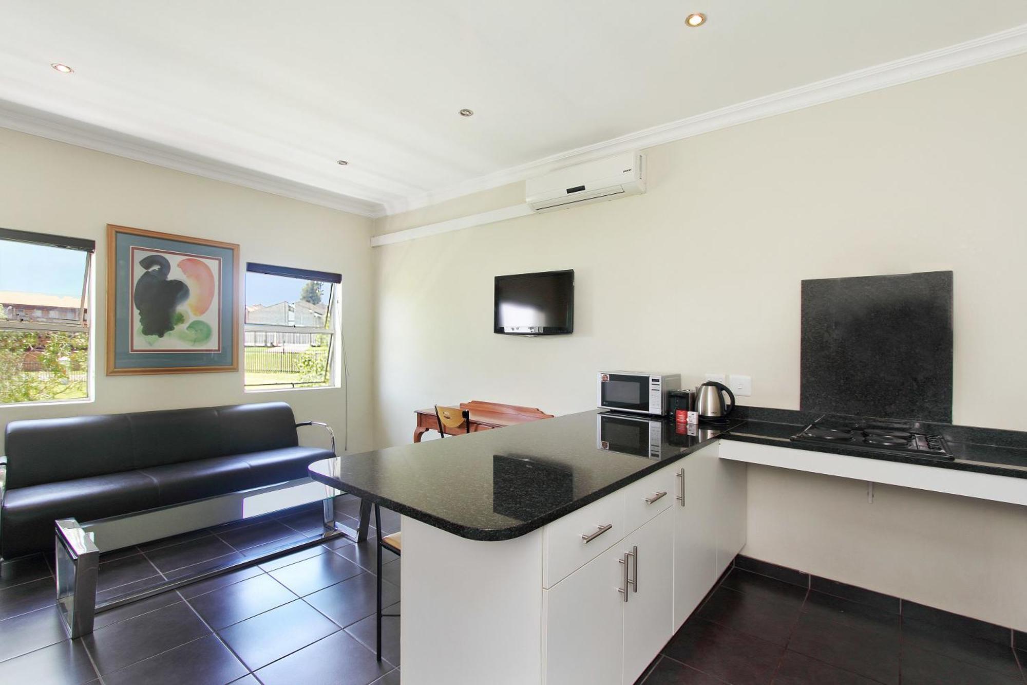 Vetho 2 Apartments Or Tambo Airport Kempton Park Quarto foto